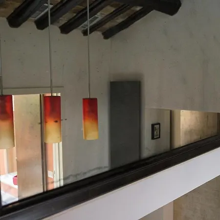 Trastevere Art And Books Luxury アパート *
