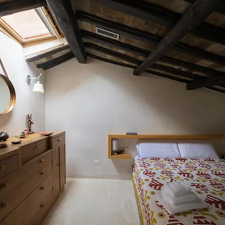 アパート Trastevere Art And Books Luxury ローマ
