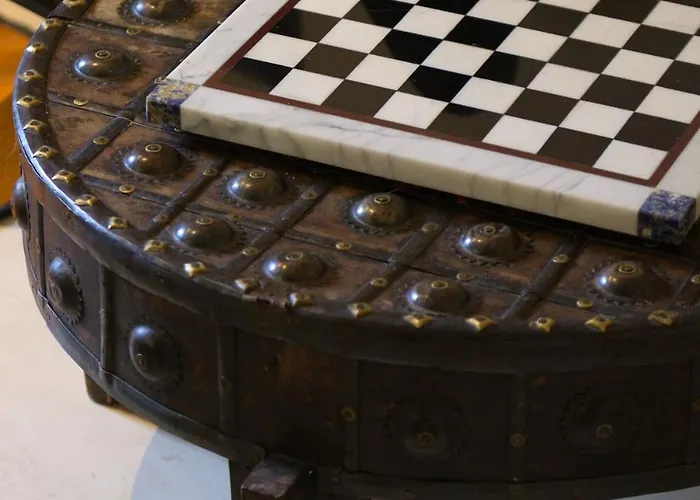 Trastevere Art And Books Luxury דירה *