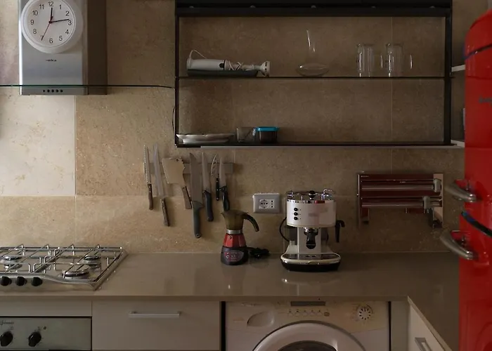 Trastevere Art And Books Luxury * רומא