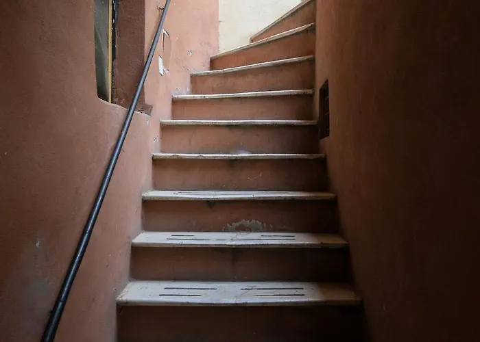 Trastevere Art And Books Luxury