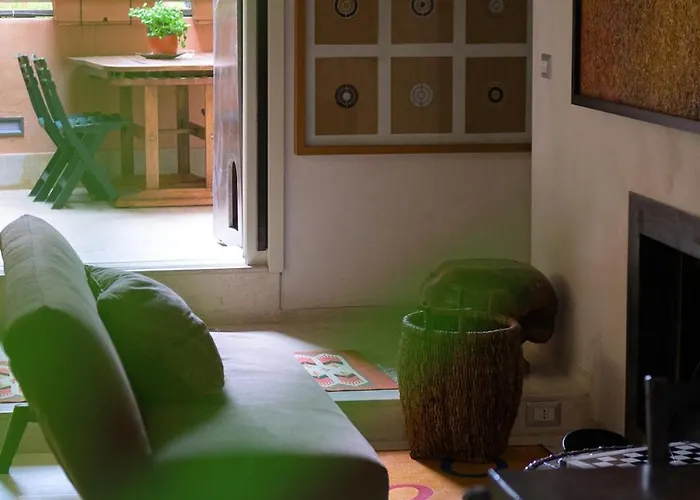 Trastevere Art And Books Luxury דירה רומא