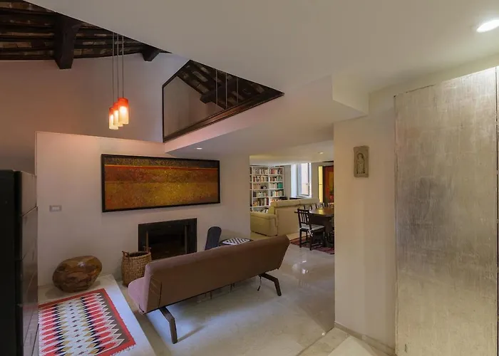 דירה Trastevere Art And Books Luxury *