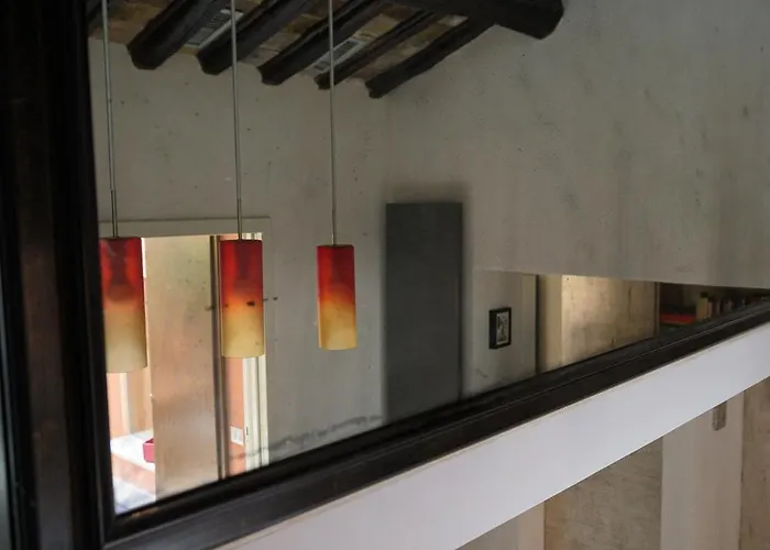 Trastevere Art And Books Luxury דירה *