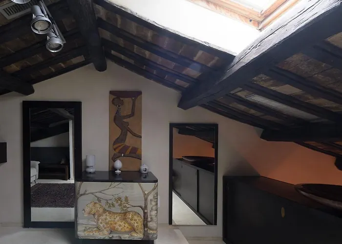 דירה Trastevere Art And Books Luxury *